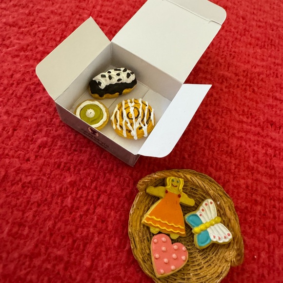 Re-ment Bakery Basket Pastry Box Set - Picture 1 of 1